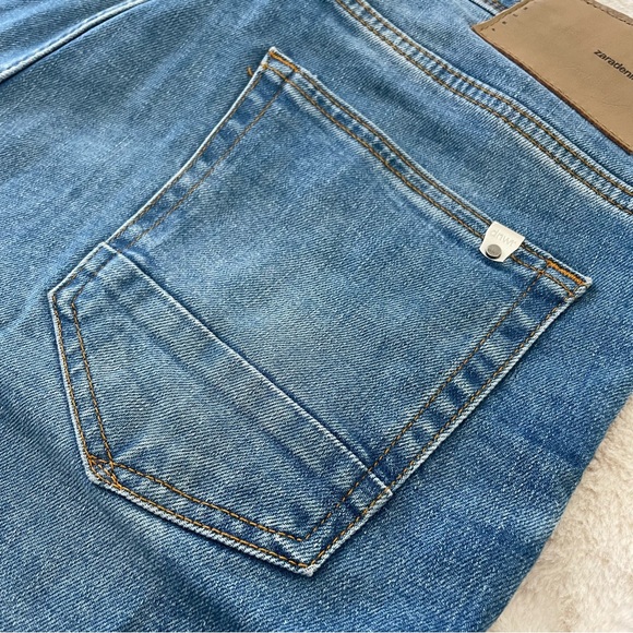 Zara Men’s Jeans (light wash) (Men’s Size W32) - Picture 10 of 13
